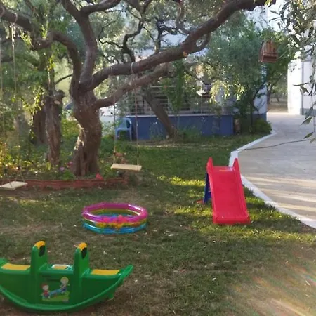 Koula 2-tomi Apartman Potósz