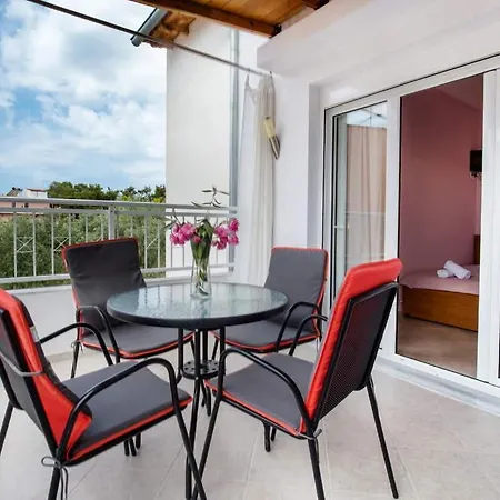 Koula 2-tomi * Potos