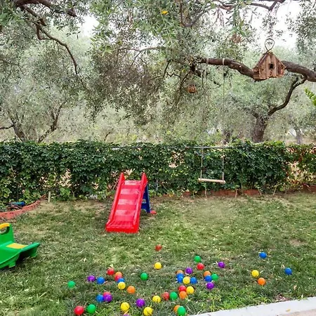 Appartement Koula 2-tomi *