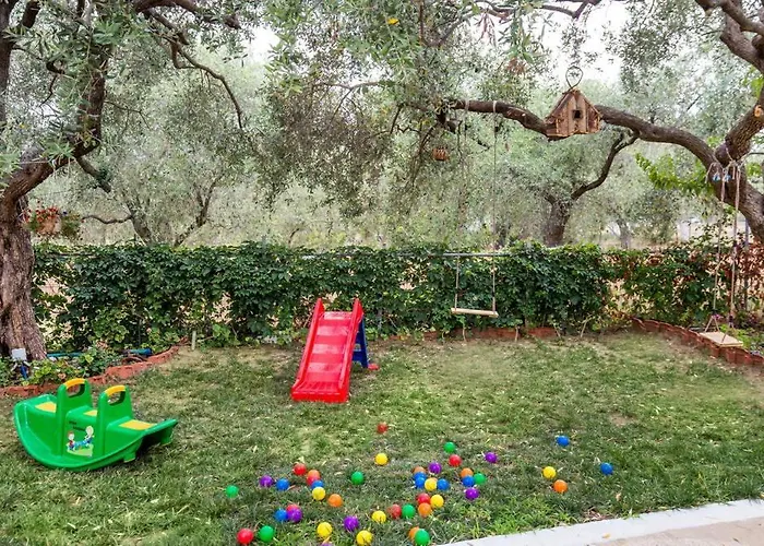 公寓 Koula 2-tomi *